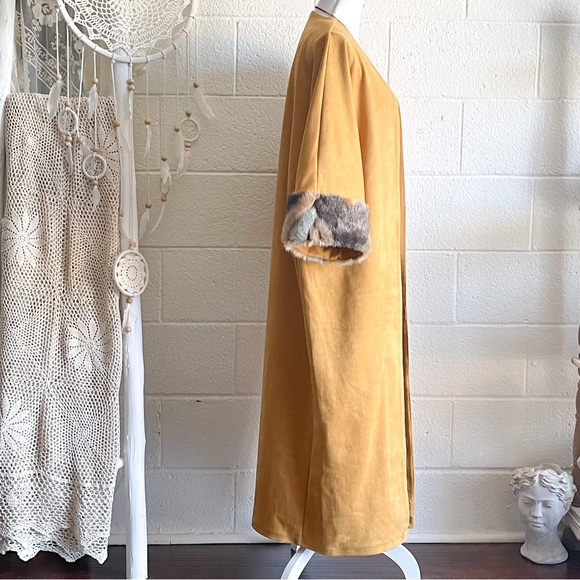 NWOT Mustard Suede Cardigan / Coat with Faux Fur Cuff Sleeves - Picture 9 of 12
